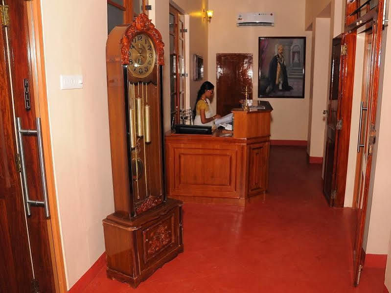 The Royal Heritage Hotel And Ayurvedic Center Thiruvananthapuram Екстер'єр фото
