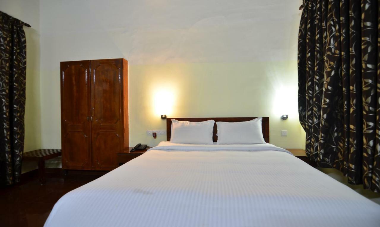 The Royal Heritage Hotel And Ayurvedic Center Thiruvananthapuram Екстер'єр фото